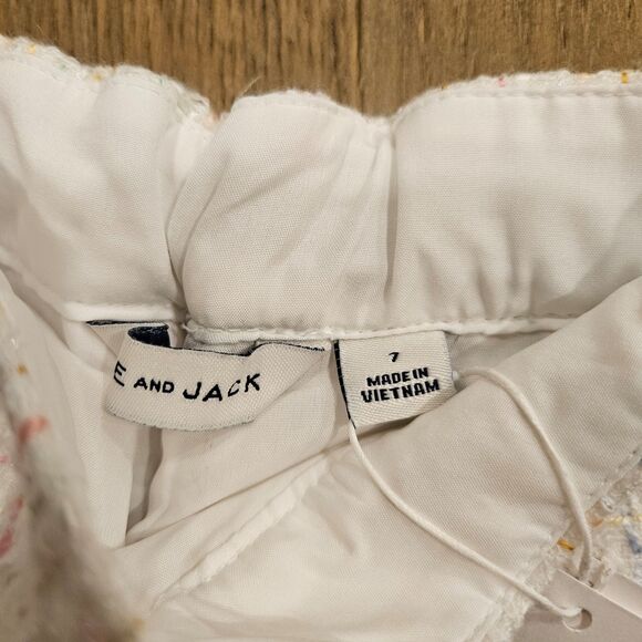 Janie and Jack Ivory Tweed with Yellow and Pink Stirpes Shorts Girl Size 7 NWT - Picture 3 of 5